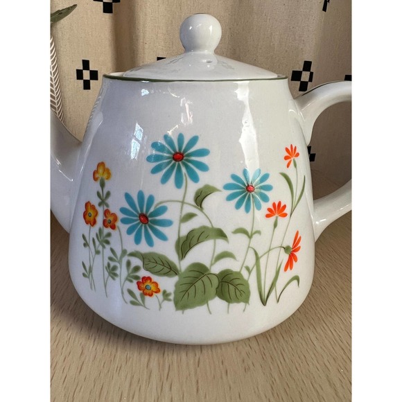 Mid Century NEVCO Folk Art Vintage Floral Teapot - Picture 4 of 7